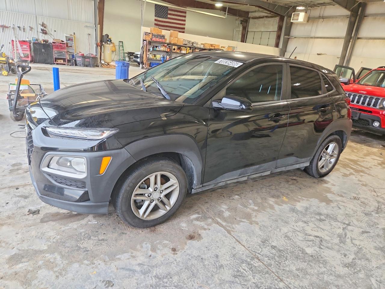 2021 HYUNDAI KONA SE — Front 3/4