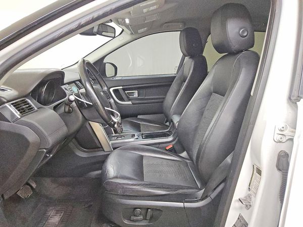 2018 LAND ROVER DISCOVERY SPORT SE — DENT
