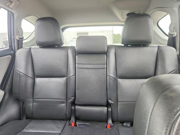 2017 TOYOTA RAV4 LE/XLE Hybrid — SUVN