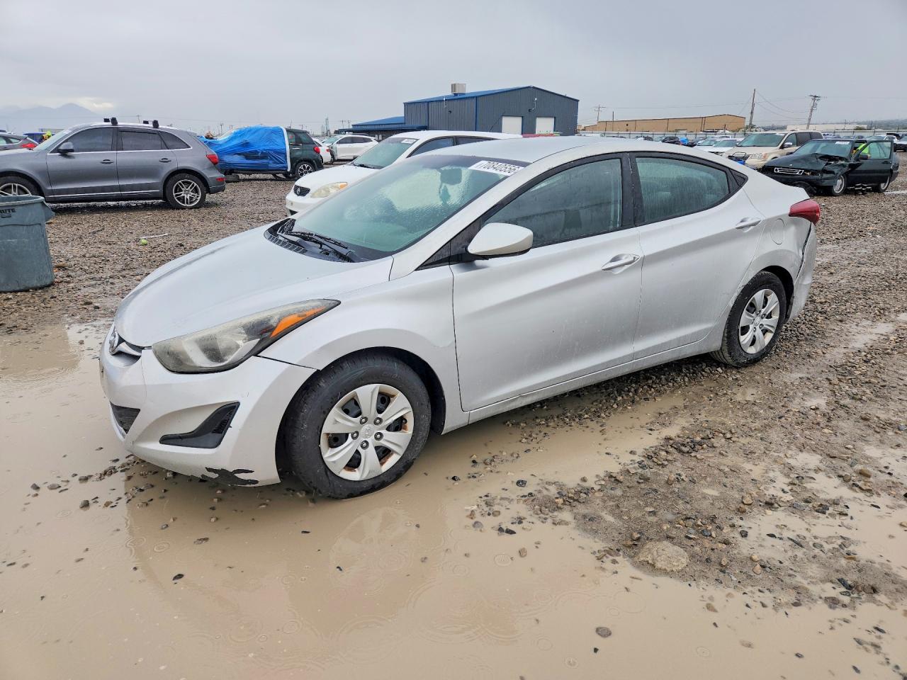 2016 HYUNDAI ELANTRA — Front 3/4