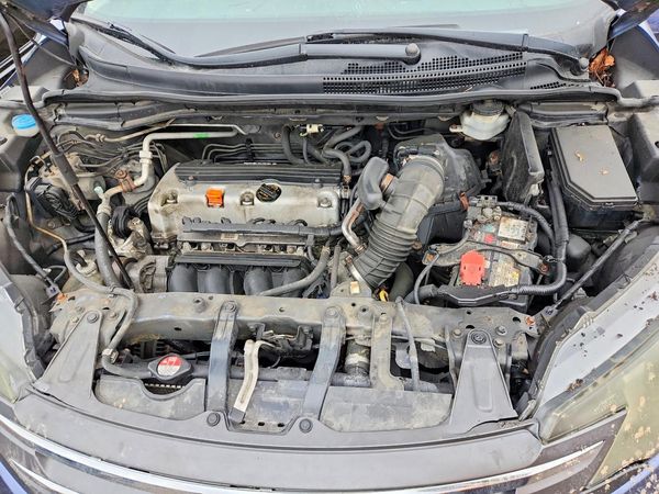 2012 HONDA CRV EX-L — Engine bay