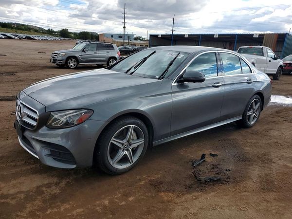 2019 MERCEDES-BENZ E-CLASS E300 — Front 3/4