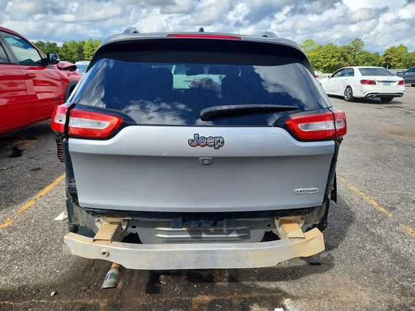 2015 JEEP CHEROKEE Latitude — DIRR
