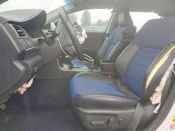 2016 TOYOTA CAMRY — DENT