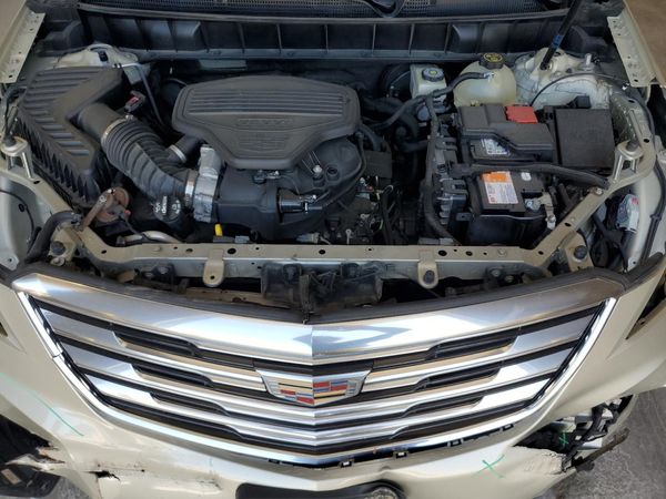 2017 CADILLAC XT5