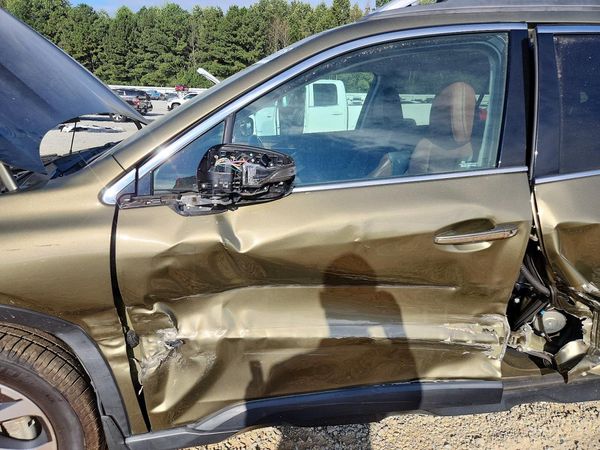 2020 SUBARU OUTBACK Touring+M/R+NAVI(HK) — DENT