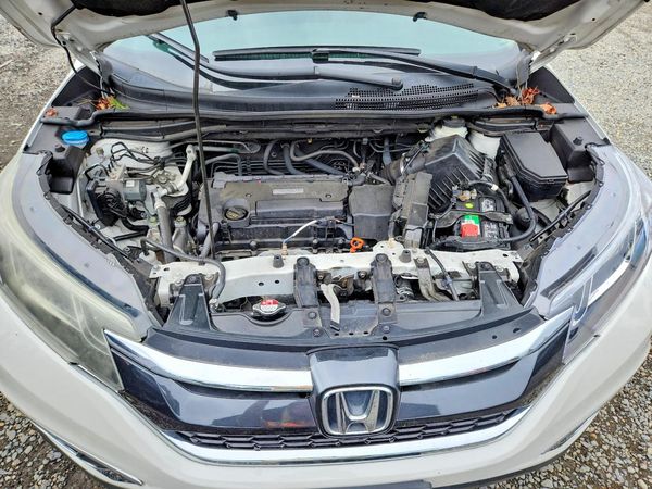 2016 HONDA CRV EX — Engine bay
