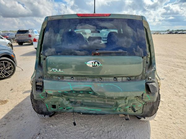 2014 KIA SOUL GL(BASE) — DIRR