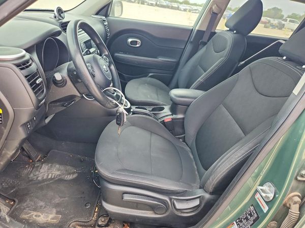 2014 KIA SOUL GL(BASE) — DENT