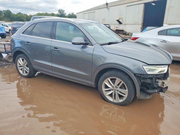 2016 AUDI Q3 quattro Premium Plus — Passenger 3/4