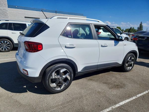 2025 HYUNDAI VENUE SEL, Limited — PSRA