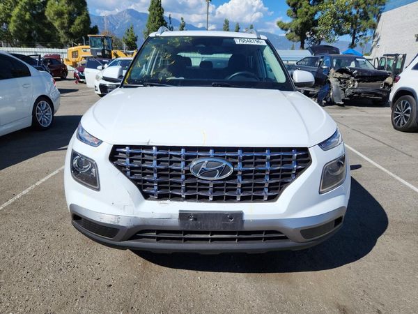 2025 HYUNDAI VENUE SEL, Limited — DIRF