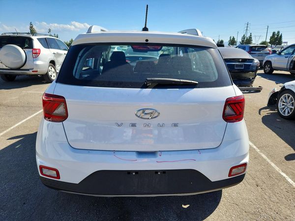 2025 HYUNDAI VENUE SEL, Limited — DIRR
