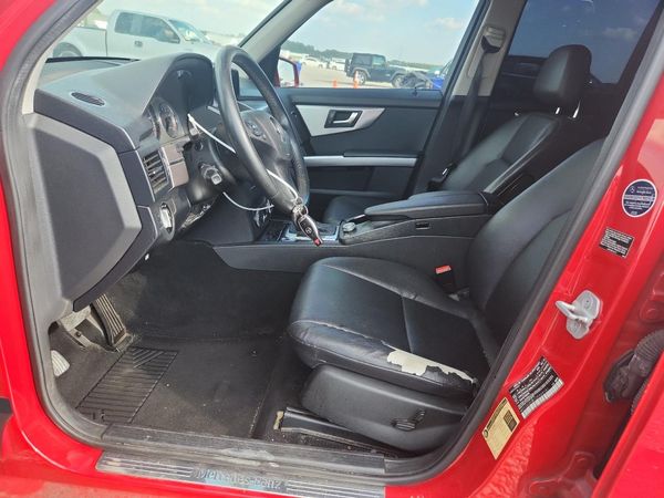 2012 MERCEDES-BENZ GLK GLK350 — DENT