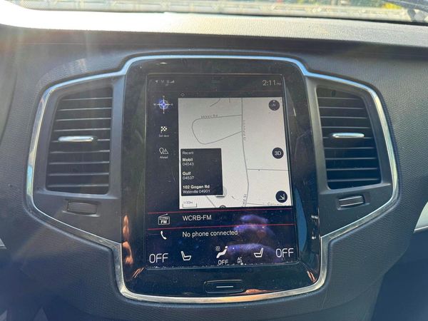 2018 VOLVO XC90 Momentum