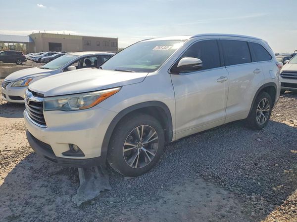 2016 TOYOTA HIGHLANDER — DSFA — Front 3/4