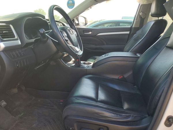 2016 TOYOTA HIGHLANDER Base/Hybrid — DENT