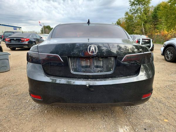 2013 ACURA ILX 20 PREMIUM — DIRR