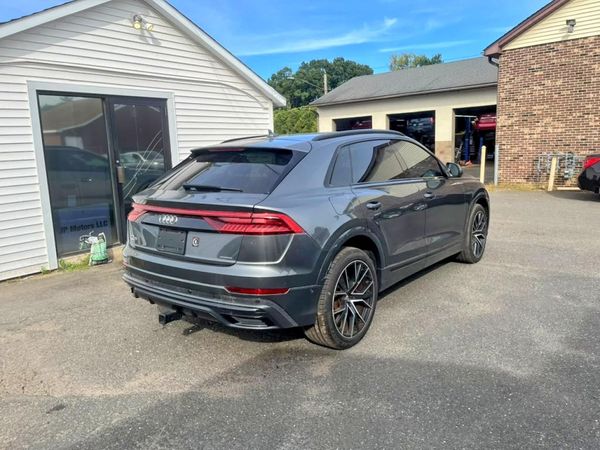 2019 AUDI Q8