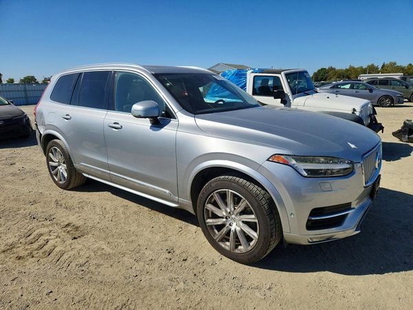 2016 VOLVO XC90 — Passenger 3/4