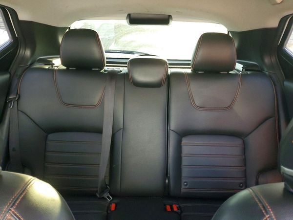 2018 NISSAN KICKS — SUVN