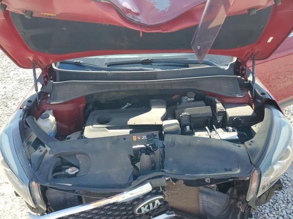 2017 KIA SORENTO L, LX — Engine bay