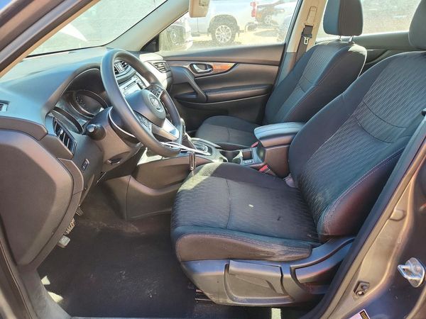 2018 NISSAN ROGUE — DENT