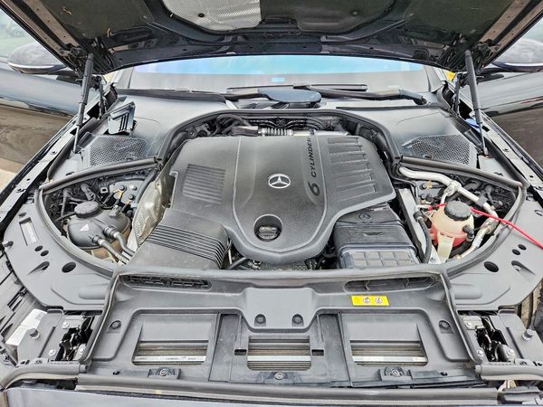 2023 MERCEDES-BENZ S S500 4MATIC — Engine bay