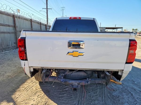 2017 CHEVROLET SILVERADO LT — DIRR