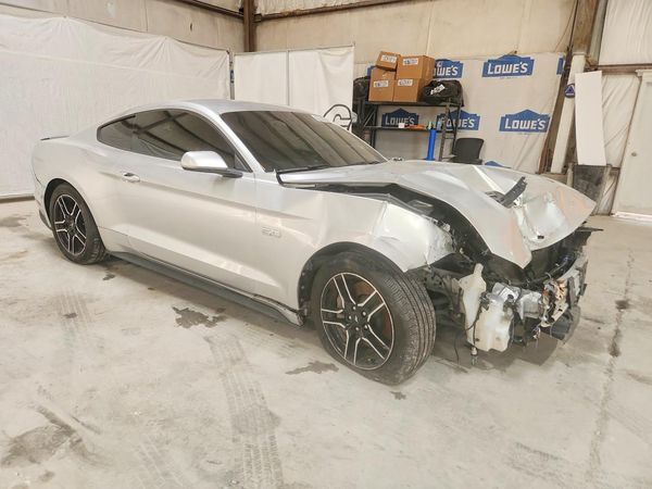 2018 FORD MUSTANG GT Coupe — Passenger 3/4