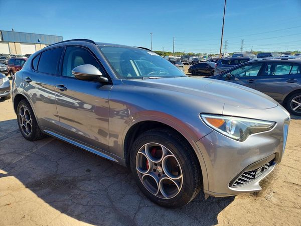 2020 ALFA ROMEO STELVIO AWD — Passenger 3/4