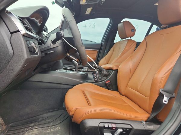 2016 BMW 340 xDrive SA — DENT