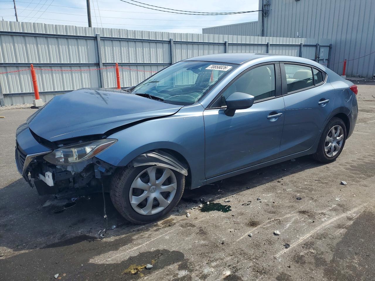2015 MAZDA 3 Sport/GX — Front 3/4