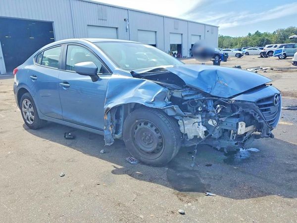 2015 MAZDA 3 Sport/GX — Passenger 3/4
