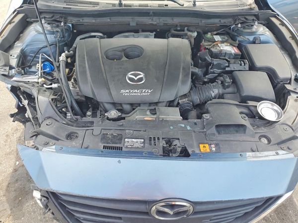 2015 MAZDA 3 Sport/GX — Engine bay