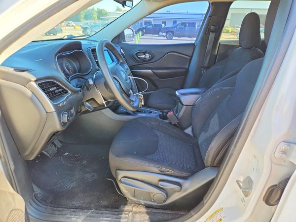 2019 JEEP CHEROKEE — DENT