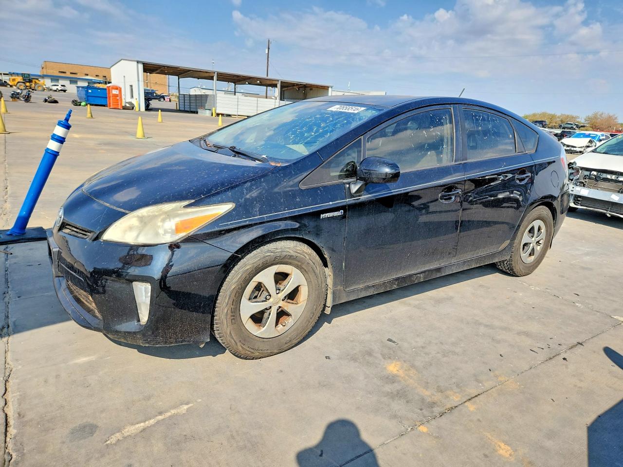 2013 TOYOTA PRIUS — Front 3/4