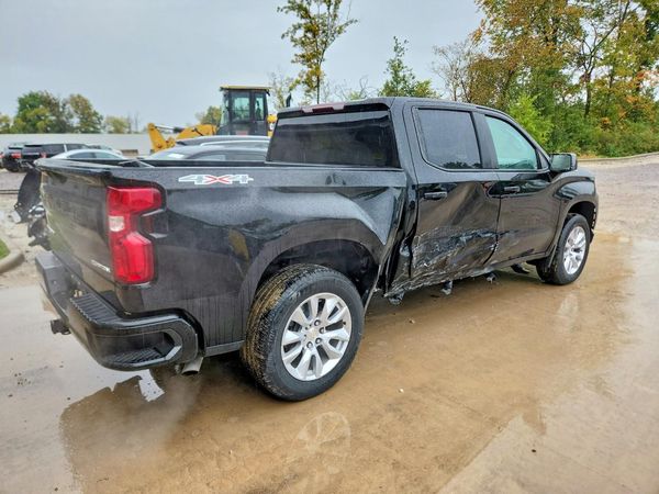 2021 CHEVROLET SILVERADO Custom — PSRA