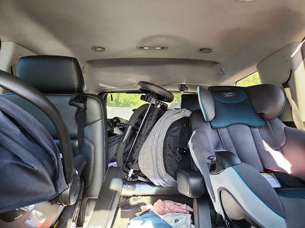 2017 CHEVROLET TAHOE LT — SUVN
