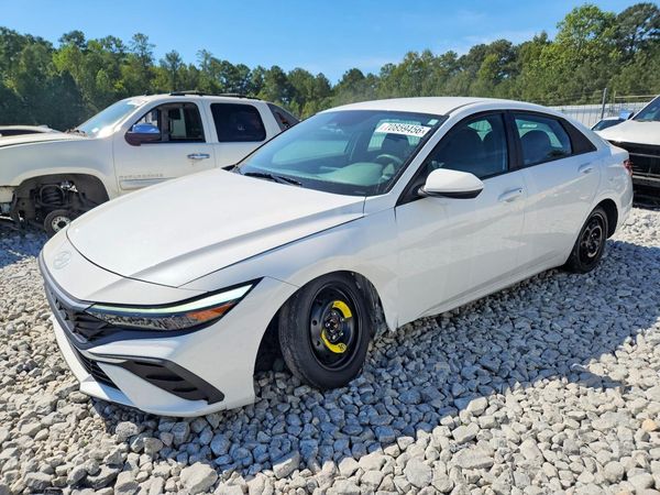 2024 HYUNDAI ELANTRA — DSFA — Front 3/4