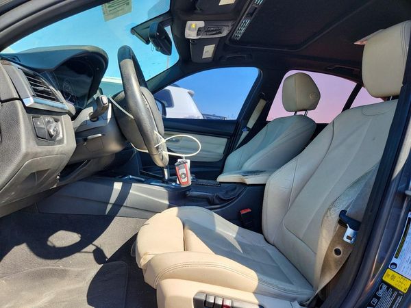 2015 BMW 328 xDrive SA — DENT