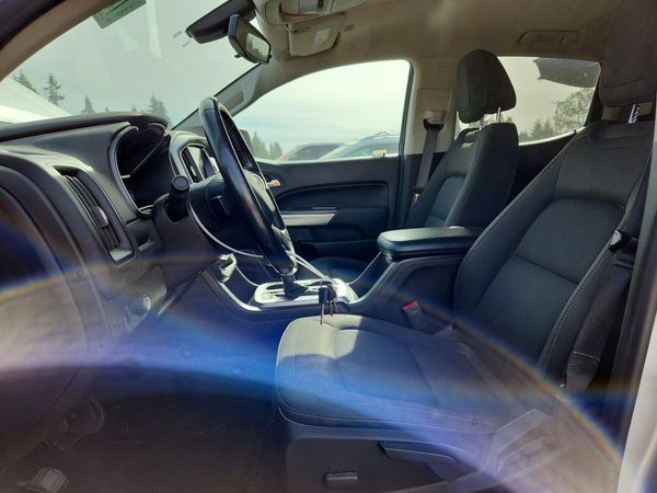 2019 CHEVROLET COLORADO LT — DENT