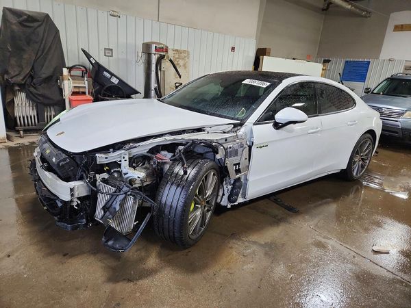 2020 PORSCHE PANAMERA — DSFA — Front 3/4