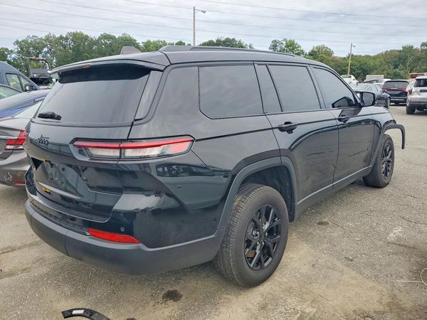 2024 JEEP CHEROKEE Laredo — PSRA