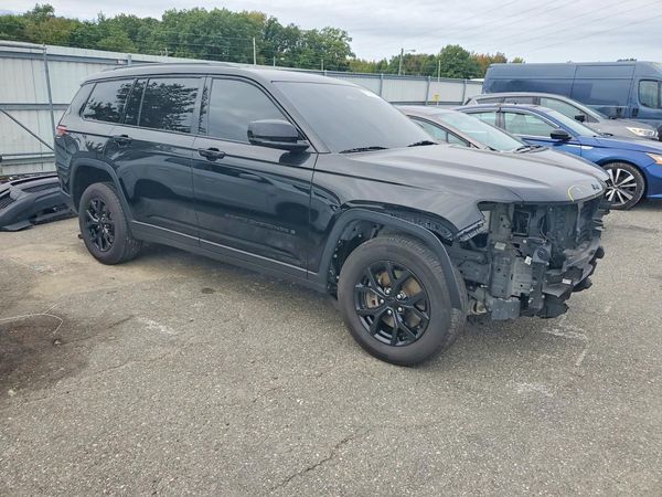 2024 JEEP CHEROKEE Laredo — Passenger 3/4