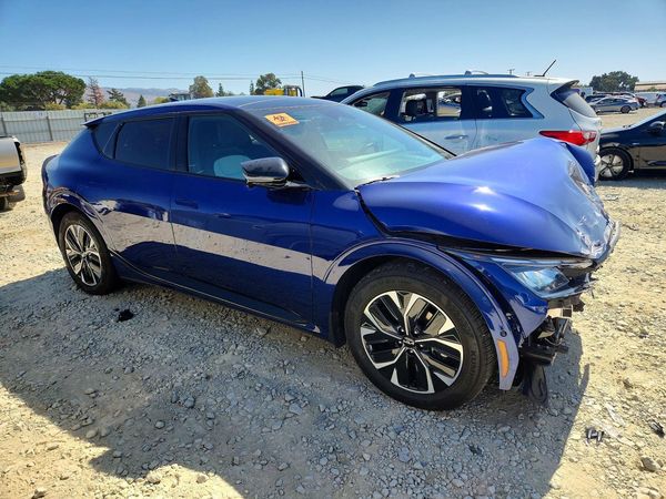 2024 KIA EV6 GT-Line — Passenger 3/4