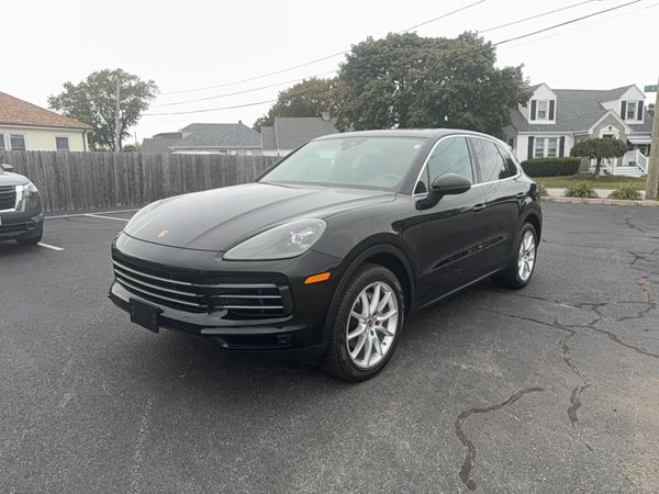 2020 PORSCHE CAYENNE