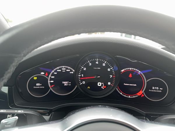 2020 PORSCHE CAYENNE