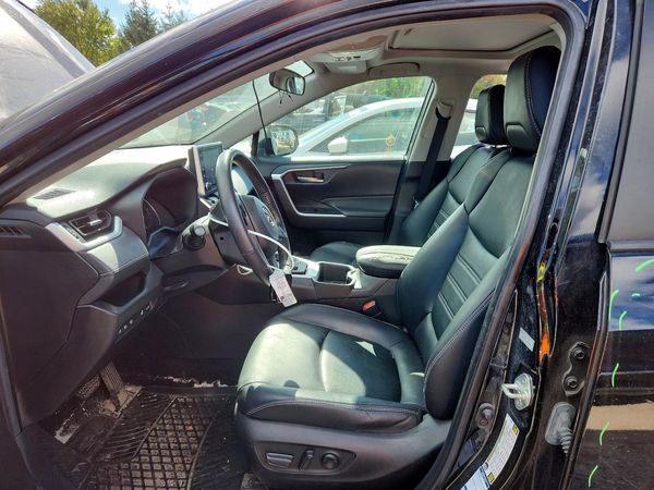 2022 TOYOTA RAV4 — DENT