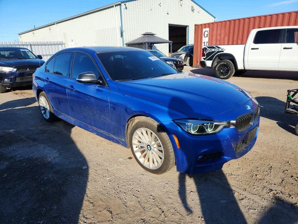 2018 BMW 330 xDrive — Passenger 3/4